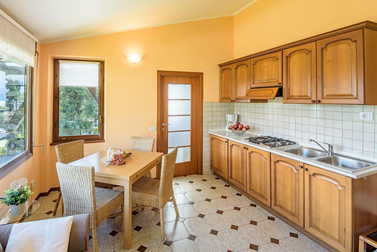 Appartamento Casa Cinzia Gravedona Esterno foto